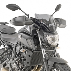 mt 07 givi rack