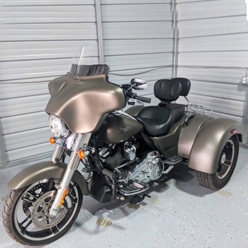view Reckless Motorcycles Batwing Fairing with Stereo for Freewheeler