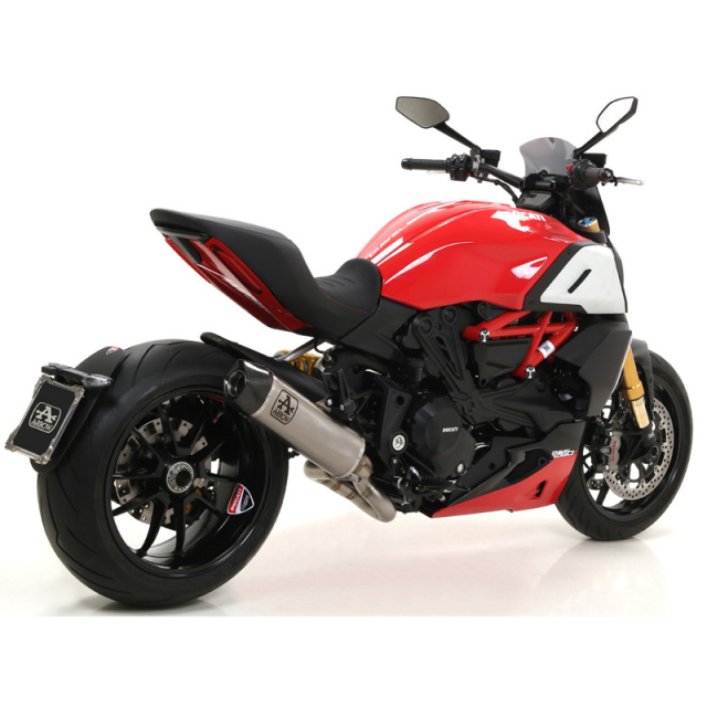Ducati diavel exhaust hotsell