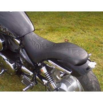 view Highway Hawk MB04-2202_1 Hard Rider Seat for Kawasaki Vulcan 1500/1600, Suzuki 1600 Marauder