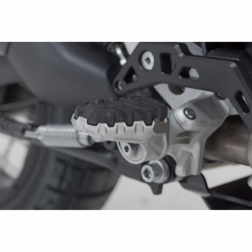 Sw-Motech FRS.22.112.10201 EVO Footrest Kit for Ducati Multistrada V4/V2 / DesertX '22-