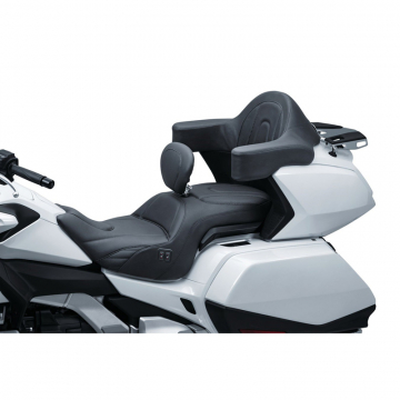 view Mustang 79920 Standard Touring One-Piece Seat, w/ Backrest for Honda Gold Wing GL1800 '18-'20