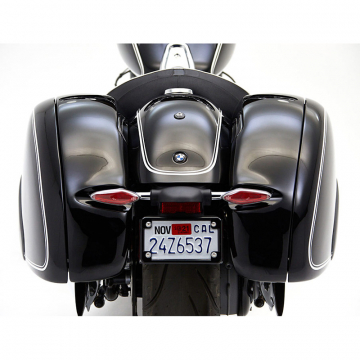 view Corbin BMW-R18-BAG-B Saddlebag Kit, With Pinstriping for BMW R18 '21-