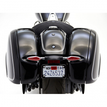 Corbin BMW-R18-BAG-B Saddlebag Kit, With Pinstriping for BMW R18 '21-