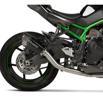 view Akrapovic S-K10SO29-ASZTBL Slip-on Line Exhaust, Black for Kawasaki ZH2 '20-