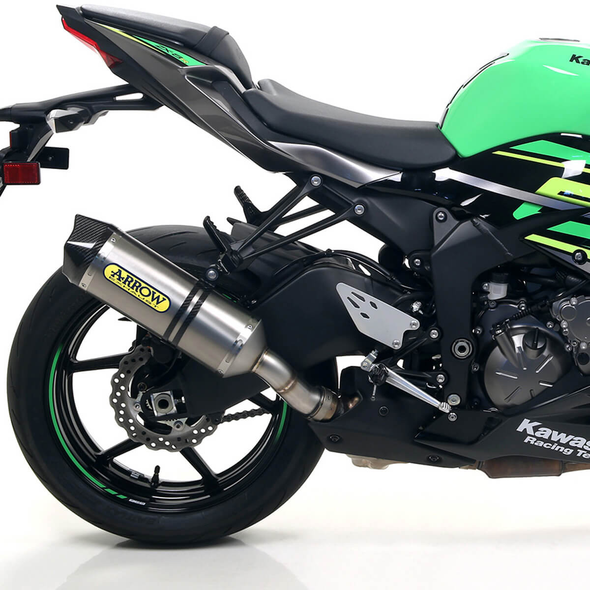 Arrow 71898PK Race-Tech Slip-on Exhaust for Kawasaki ZX-6R 636 '19