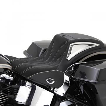 view Corbin ST0-GSL-E Gunslinger Seat, with Heat for Harley Softails 2000+