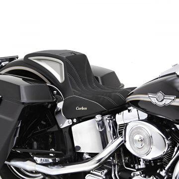 view Corbin ST0-GSL Gunslinger Seat, No Heat for Harley Softails 2000+