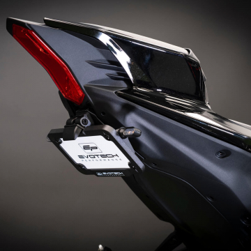 view Evotech Dynamic Tail Tidy with Indicators for Yamaha YZF-R9 2025+