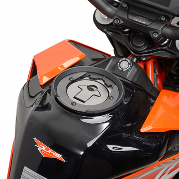 view Givi BF33 Tank Ring for KTM Duke 125-390 (2017-)