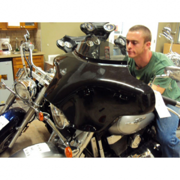 view Reckless Motorcycles Empty Shell Batwing Fairing for Suzuki Boulevard C90T (2005-)