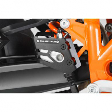 Sw-Motech BPS.04.175.10000.B Master Cylinder Guard for KTM 990 / Adventure