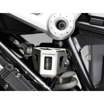 view Sw-Motech SCT.07.174.10700.S Brake Reservoir Guard, Silver for BMW R1200GS and R NineT