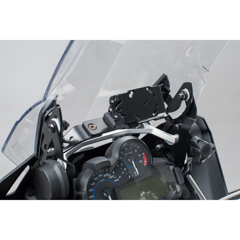 Rinforzo Per Parabrezza SW-MOTECH Per BMW R1200GS / R1250GS – In Acciaio Verniciato Nero, Riduce Vibrazioni E Rumori, Compatibile Con Cupolini Originali E Aftermarket