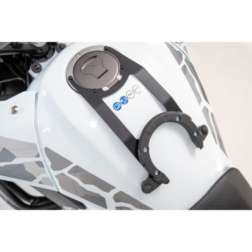 view Sw-Motech TRT.00.640.21200/B Type 212 EVO Tank Ring for Honda CB500X/NX500