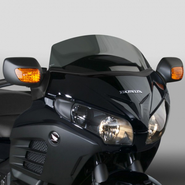 view National Cycle N20016 VStream Sport Windshield for Honda Goldwing F6B (2013-current)
